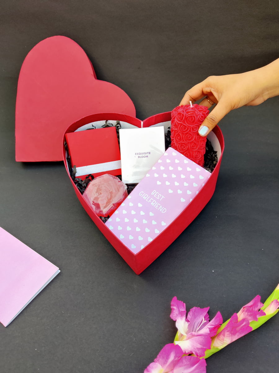 Gift Hampers Online Customised Gift Hampers Happygifts