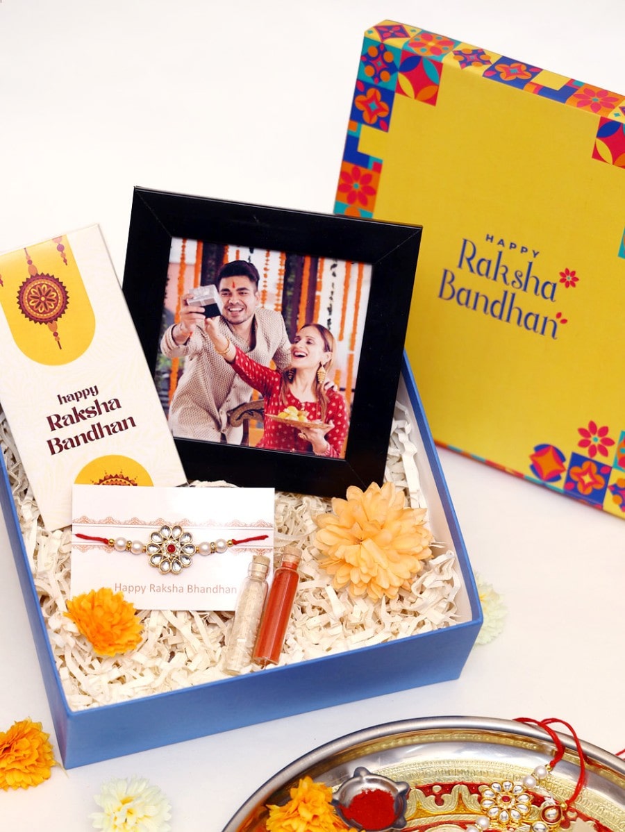 Rakhi :: Gift Hampers :: Happy Karma Alpha Rakshabandhan Gift Hamper |  Premium Freeze Dried Mango, Zing Trail Mix & Plantable Rakhi | Exquisite  Delights for Siblings | Perfect Festive Gift for Rakhi